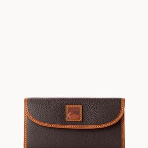 280. NIB! NWT! Dooney & Bourke Pebble Grain Continental Clutch | Brown Tmoro